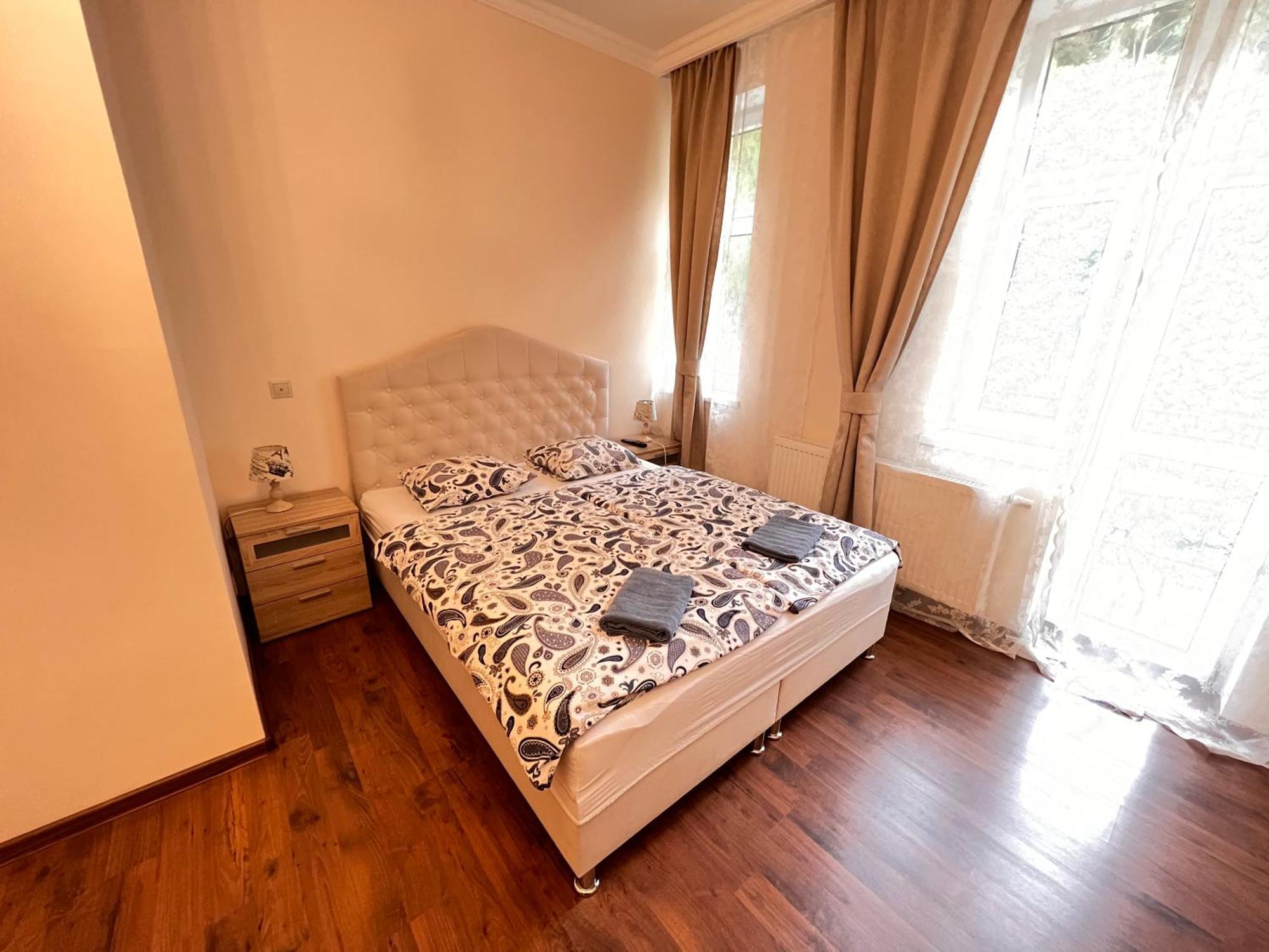 Jurincom Apartments Na Vyhlidce การ์โลวีวารี ภายนอก รูปภาพ