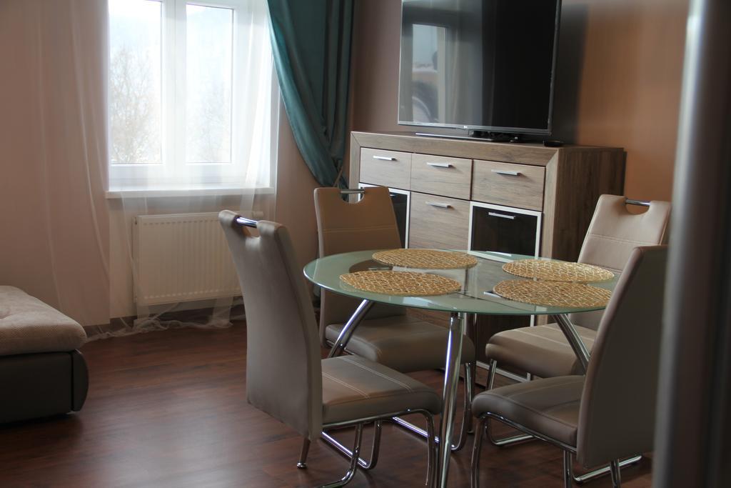 Jurincom Apartments Na Vyhlidce การ์โลวีวารี ภายนอก รูปภาพ